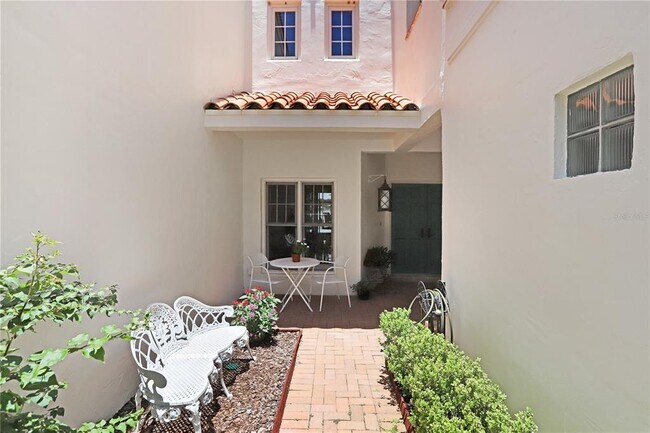 3145 Lake Ellen Dr in Tampa, FL - Building Photo - Building Photo