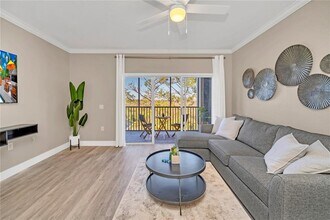 14200 Avalon Rd in Winter Garden, FL - Building Photo - Building Photo