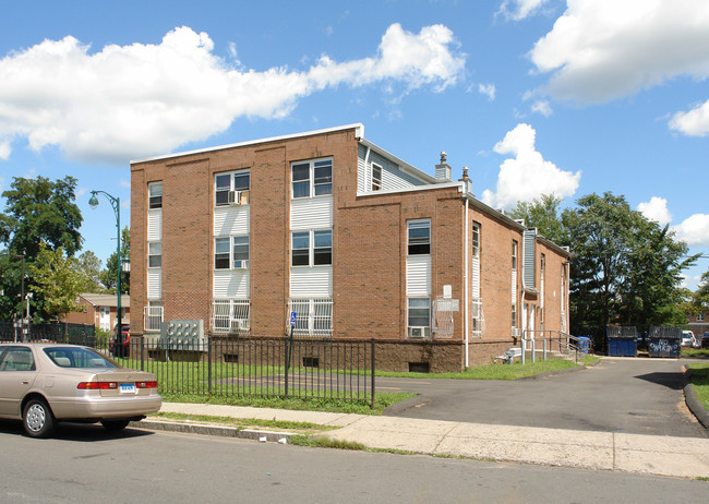 231 Park St in Hartford, CT - Building Photo - Building Photo