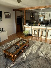 10 Hillside Rd in Danbury, CT - Building Photo - Building Photo