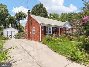 1812 S Monroe St in Arlington, VA - Building Photo - Building Photo