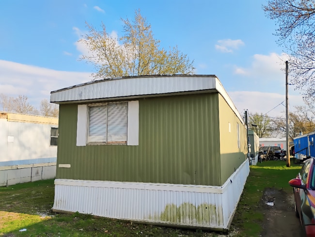 40 Mahoning Ave in Rantoul, IL - Building Photo - Building Photo