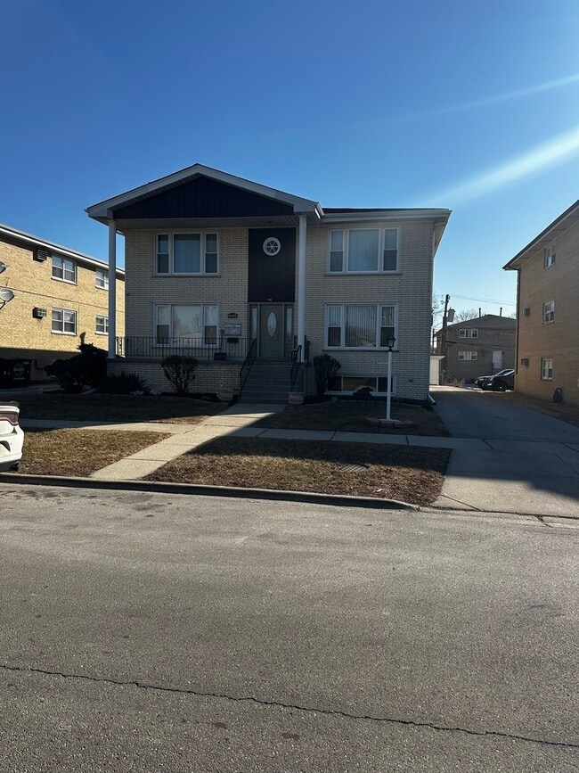 property at 4601 Forest Ave