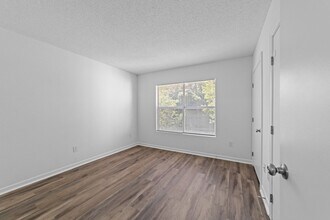 2117 Ruark Ct in Raleigh, NC - Building Photo - Building Photo