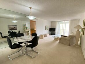6461 NW 2nd Ave in Boca Raton, FL - Building Photo - Building Photo