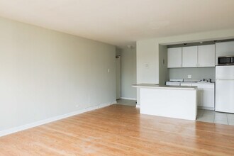 448 W Wellington Ave in Chicago, IL - Building Photo - Building Photo