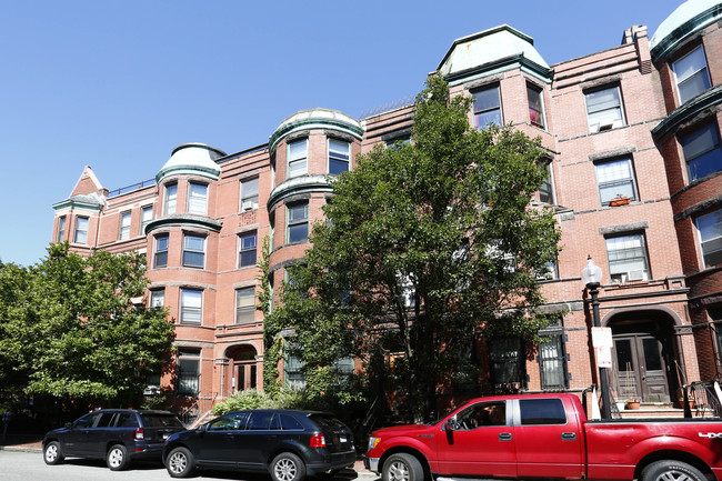 131 Saint Botolph St in Boston, MA - Foto de edificio - Building Photo