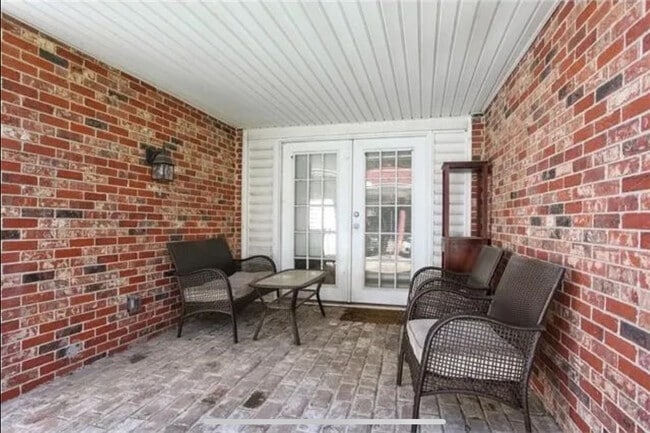 6868 Milne Blvd in New Orleans, LA - Building Photo - Building Photo