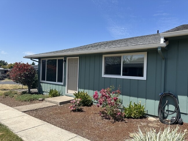 property at 750 N Main St