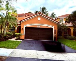 1463 Banyan Way in Weston, FL - Building Photo