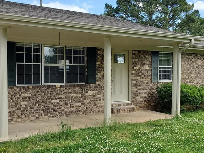 property at 1607 Harding Ave