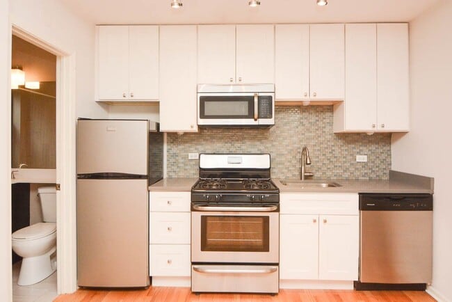 2839 W Palmer St in Chicago, IL - Building Photo - Building Photo