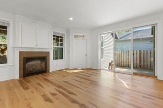 9628 N Exeter Ave in Portland, OR - Building Photo - Building Photo