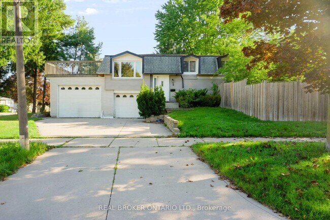 property at 5 Nathaniel Crescent