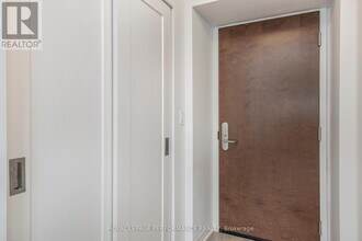 805-3805 Carling Ave in Ottawa, ON - Building Photo - Building Photo