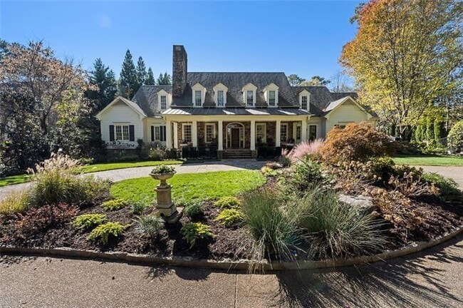 property at 5000 Long Island Dr