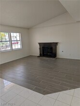 4424 Honeycomb Dr in Las Vegas, NV - Building Photo - Building Photo
