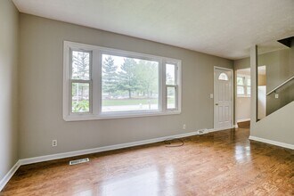 610 S 48th St in Lincoln, NE - Building Photo - Building Photo