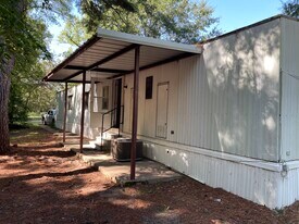 117 Monday Dr in Lufkin, TX - Building Photo
