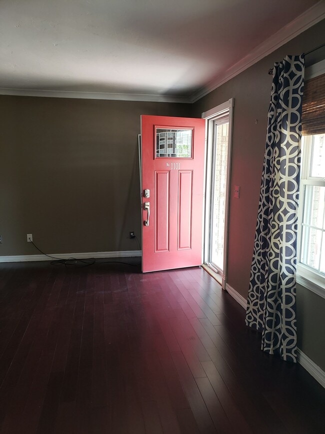 property at 1101 Glenwood Ave