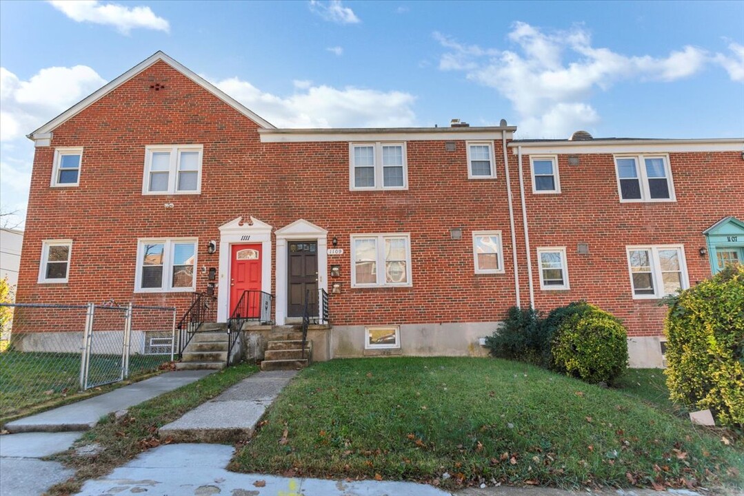 1109 Meridene Dr in Baltimore, MD - Building Photo