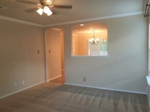 602 Diana Dr in Converse, TX - Building Photo - Building Photo