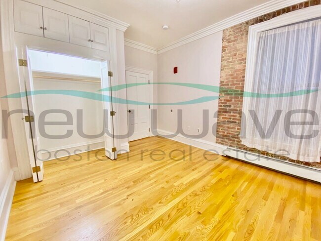 31 Massachusetts Ave, Unit 1-3 in Boston, MA - Building Photo - Building Photo