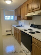 26 Heath Rd in Arlington, MA - Building Photo - Building Photo