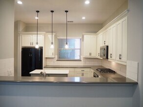 4129 S Broadway Ave in Flower Mound, TX - Building Photo - Building Photo