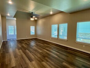 6604 Bent Wood Villas Dr in Oklahoma City, OK - Building Photo - Building Photo