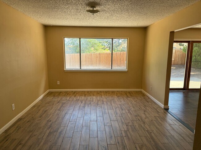 12105 Brentwood Hills Blvd NE in Albuquerque, NM - Building Photo - Building Photo
