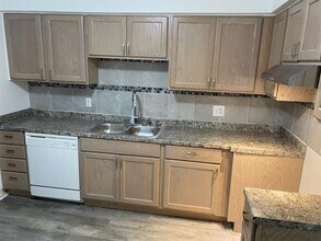 3524 Heritage Pkwy in Dearborn, MI - Building Photo - Building Photo