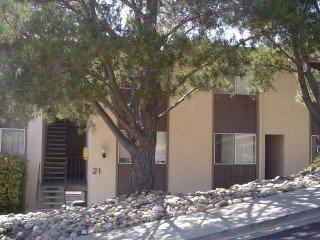 Thomas Veiw Apartments in Brisbane, CA - Foto de edificio - Building Photo