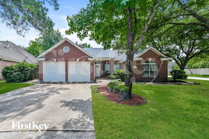 21002 Meadowhill Dr in Spring, TX - Building Photo