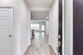 13701 Ronald Reagan Blvd in Cedar Park, TX - Building Photo - Building Photo
