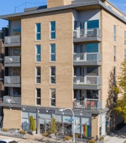 property at 3301 N Sheffield Ave