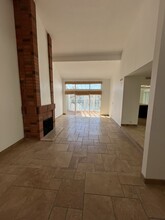 2101 Jamestown Way in Oxnard, CA - Building Photo - Building Photo