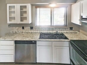 16597 E Lasalle Pl in Aurora, CO - Building Photo - Building Photo