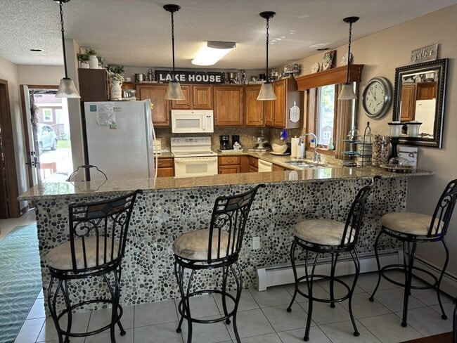 6A Crestview Ln in Laconia, NH - Building Photo - Building Photo