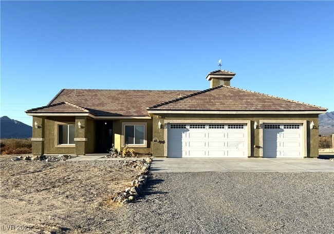 property at 1050 Gee St