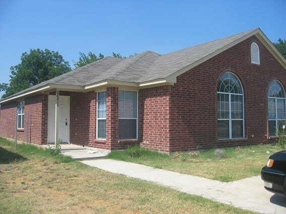 1718 Tina Marie Rd in Arlington, TX - Building Photo - Building Photo