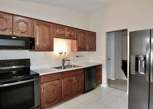 6594 Strathcona Ave in Dublin, OH - Building Photo - Building Photo