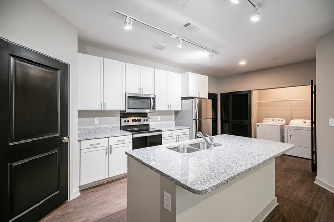 Madison Midtown in Memphis, TN - Building Photo - Building Photo