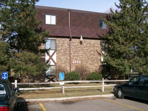 Elgin Pines in Spring Lake Park, MN - Building Photo - Building Photo