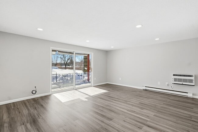 18 Fountain Ln in Weymouth, MA - Building Photo - Building Photo