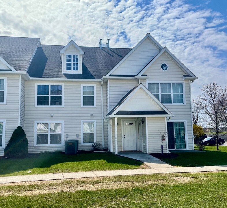 274 Ruth Ct in Middletown, NY - Building Photo