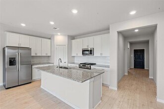 1337 Water Canna Dr in Justin, TX - Building Photo - Building Photo