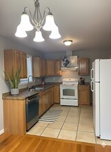 319 Charles Ave in Syracuse, NY - Building Photo - Building Photo