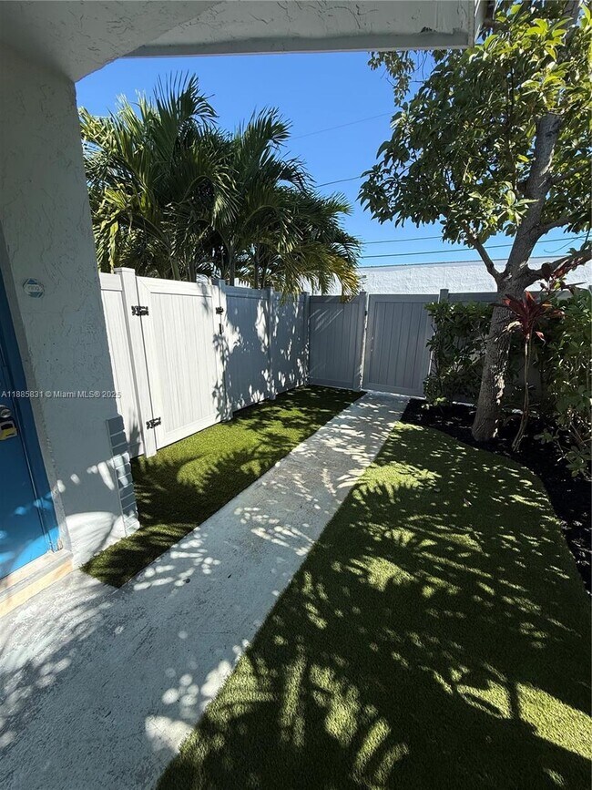 property at 1109 NE 6th Ave