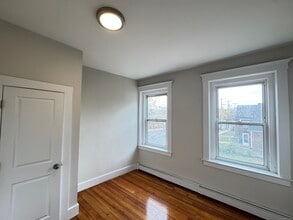 360 Campbell Ave in West Haven, CT - Building Photo - Building Photo